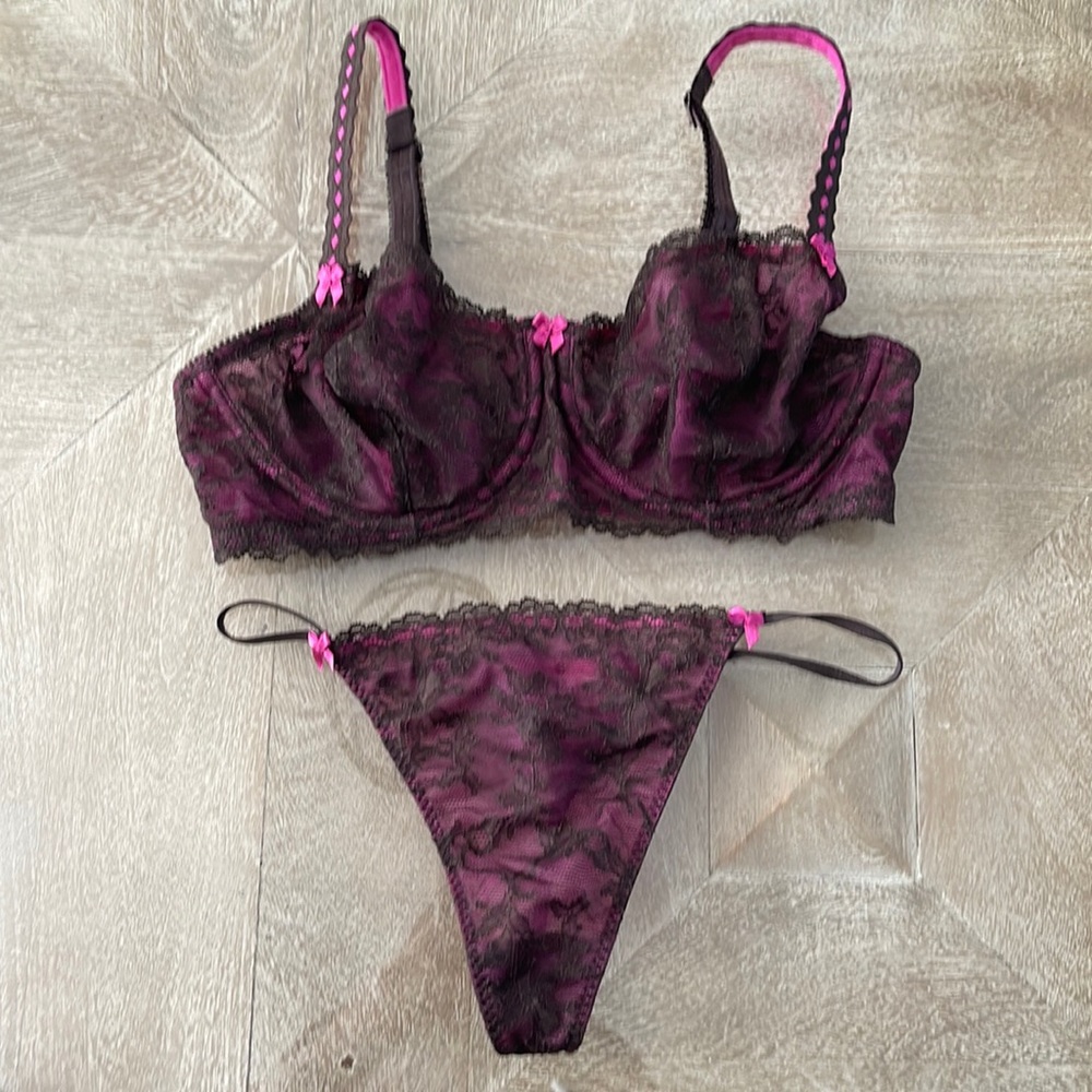 EUC - FELINA BRA & THONG SET